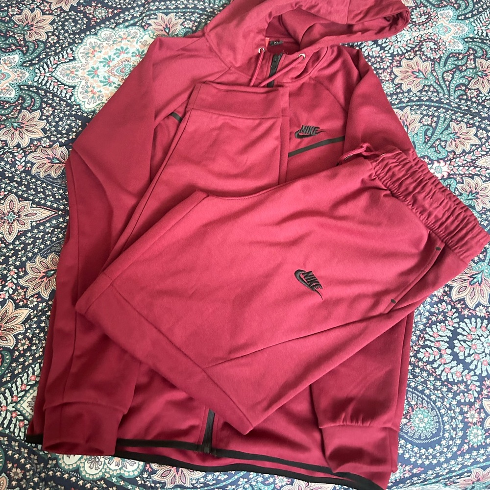 Nike Sportswear Jogger Set